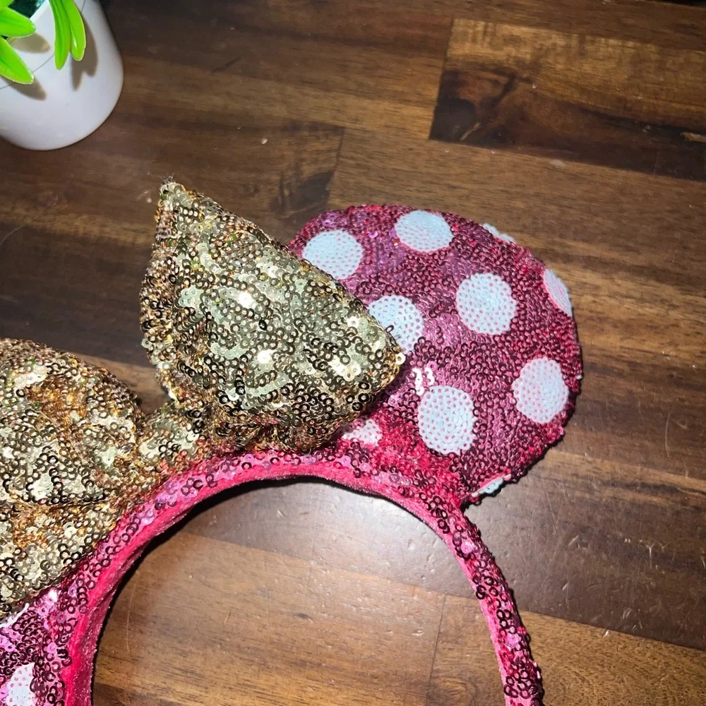 Disney‎ Parks Pink Sequin Minnie Ears with White Poka Dots and Gold Bow Vacation